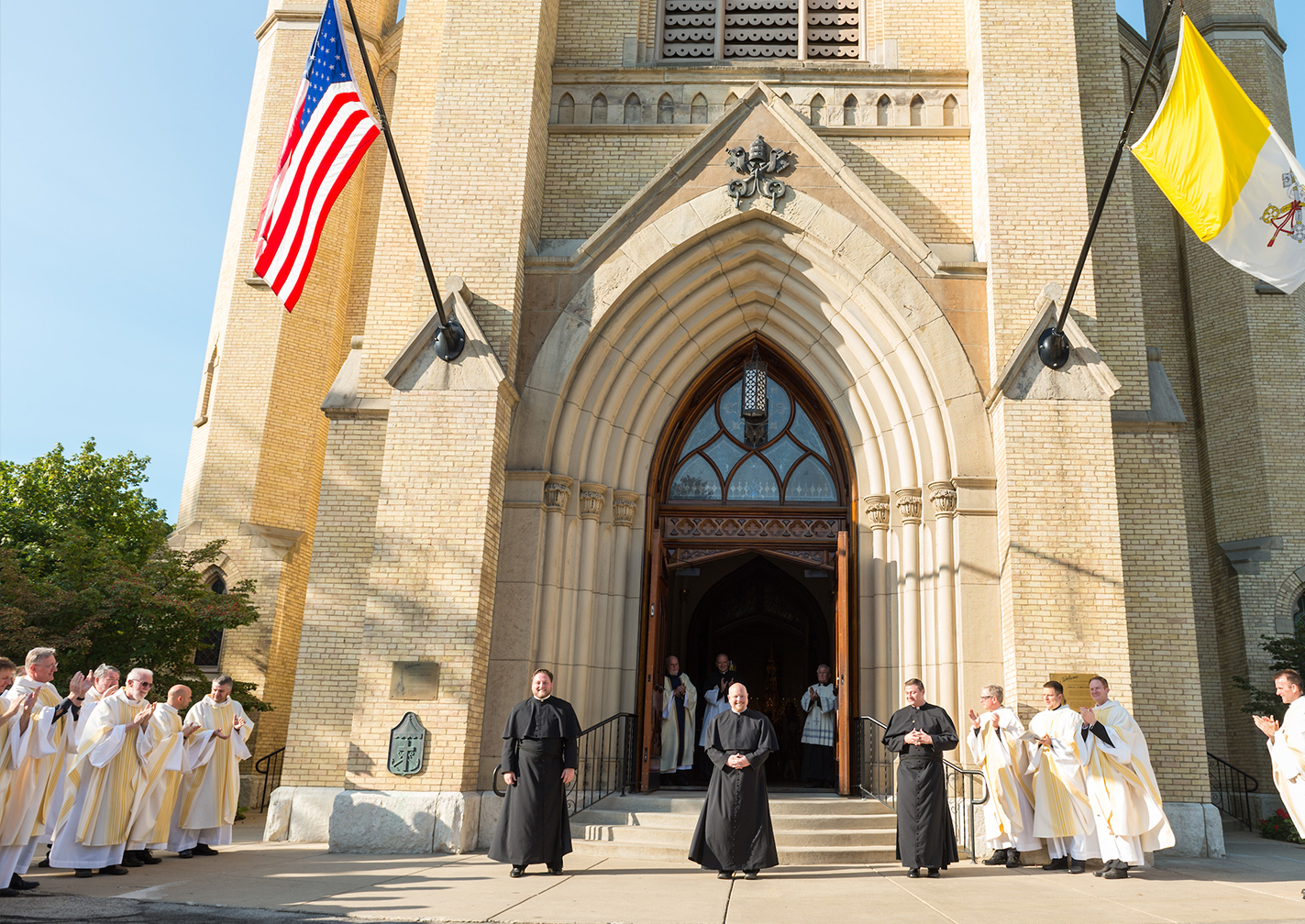 HOME Congregation of the Holy Cross